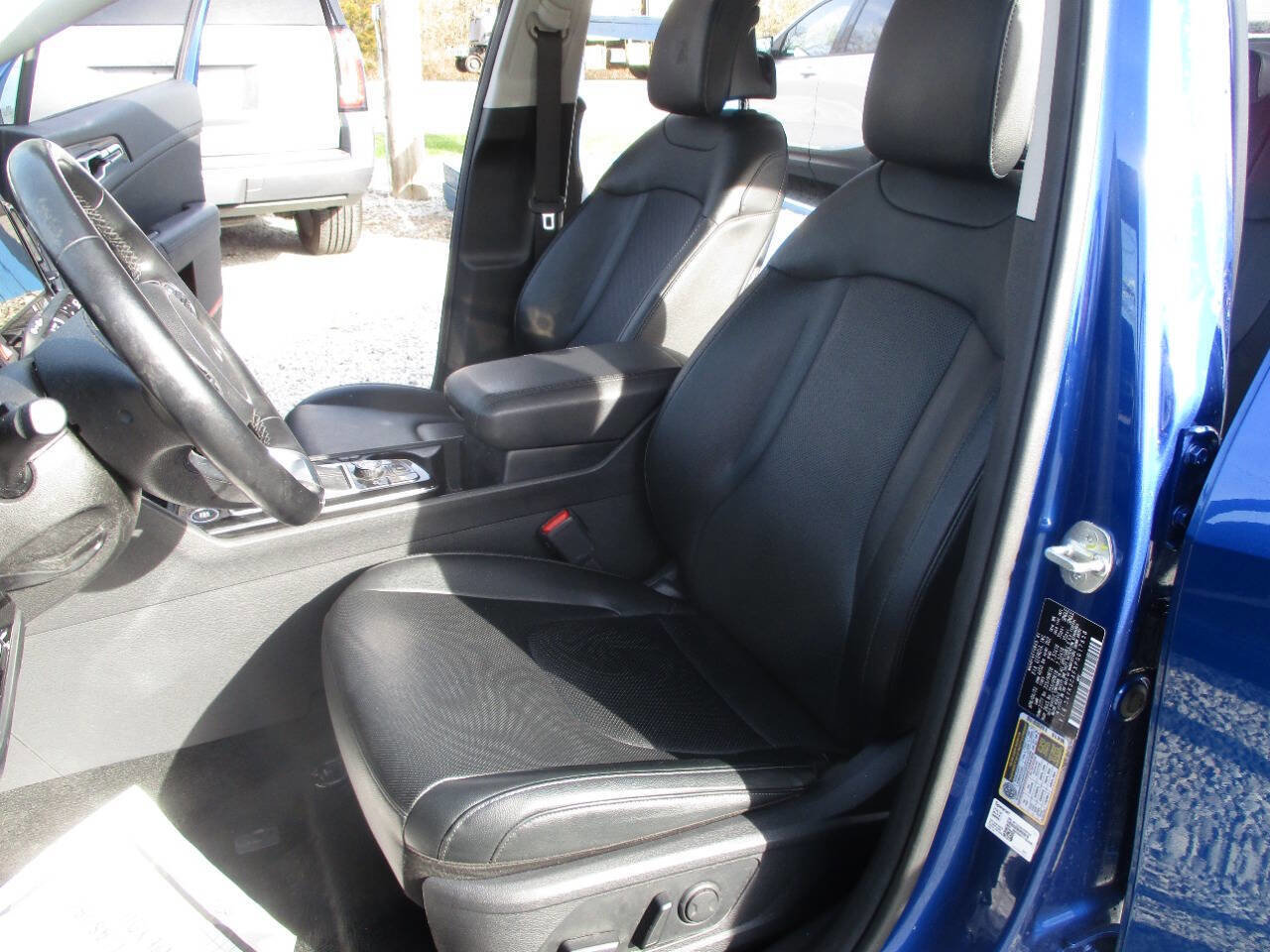 Used 2023 Kia Sportage EX image 20