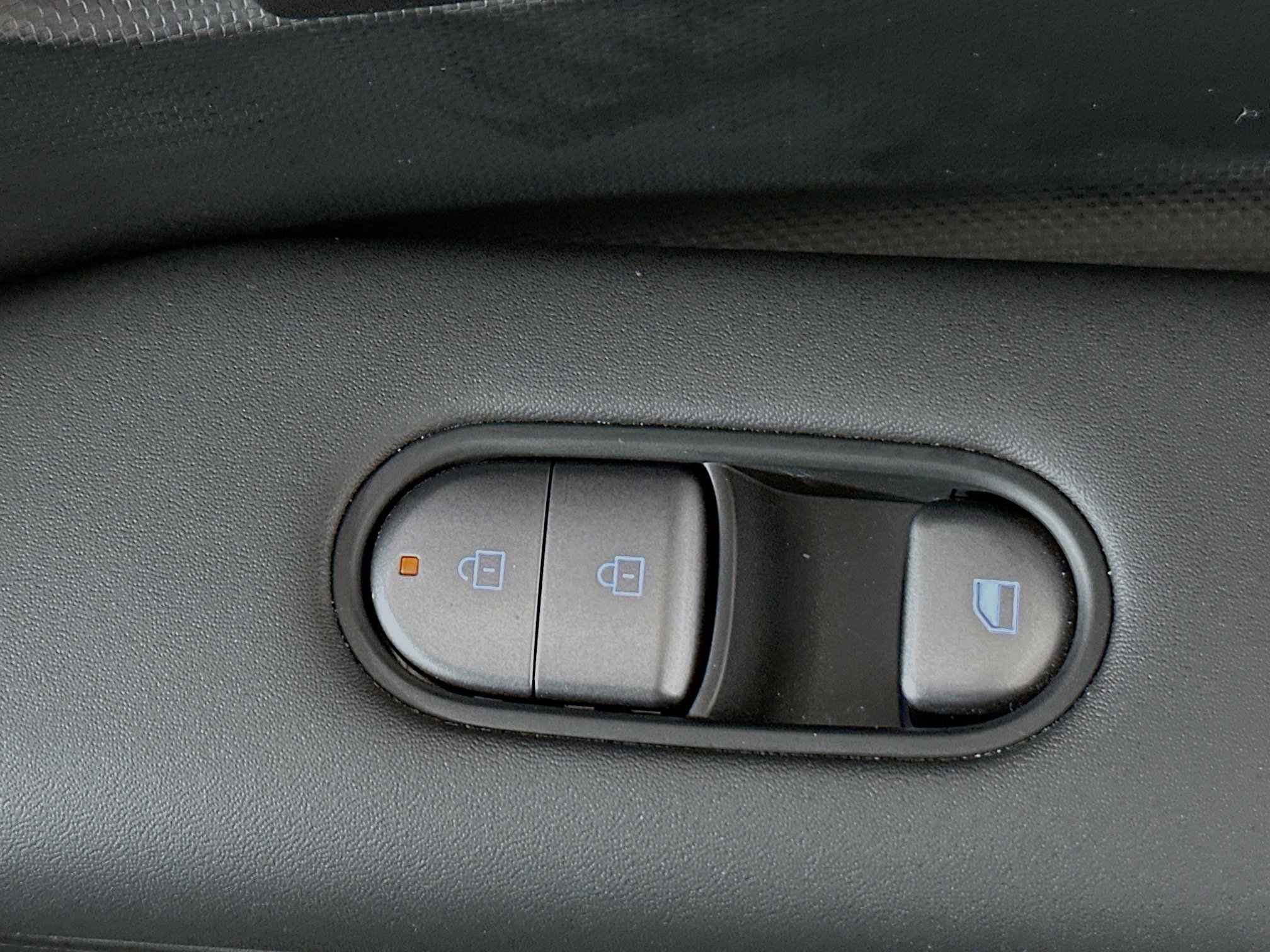 Used 2025 Hyundai Ioniq 5 SE image 29