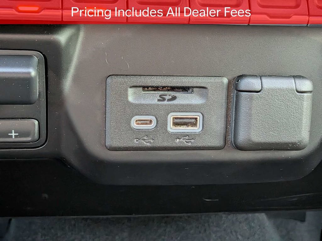 Used 2021 Chevrolet Silverado 1500 LT w/ Diesel Off-Road Package AWD/4WD image 23
