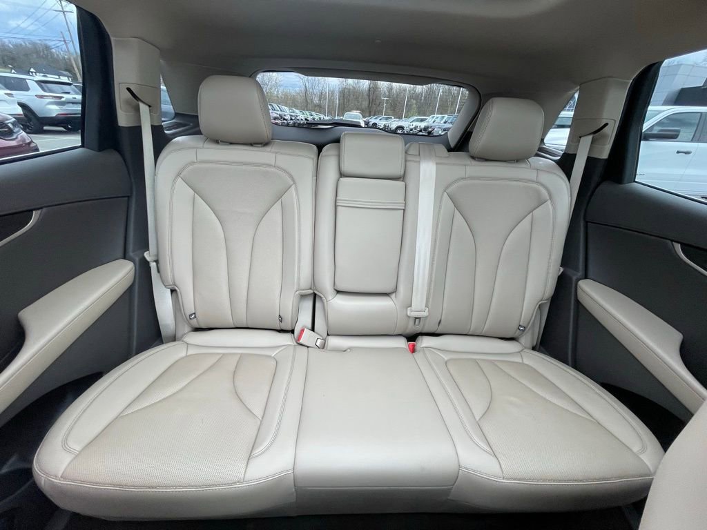 Used 2023 Lincoln Nautilus Reserve w/ Monochromatic Package image 15