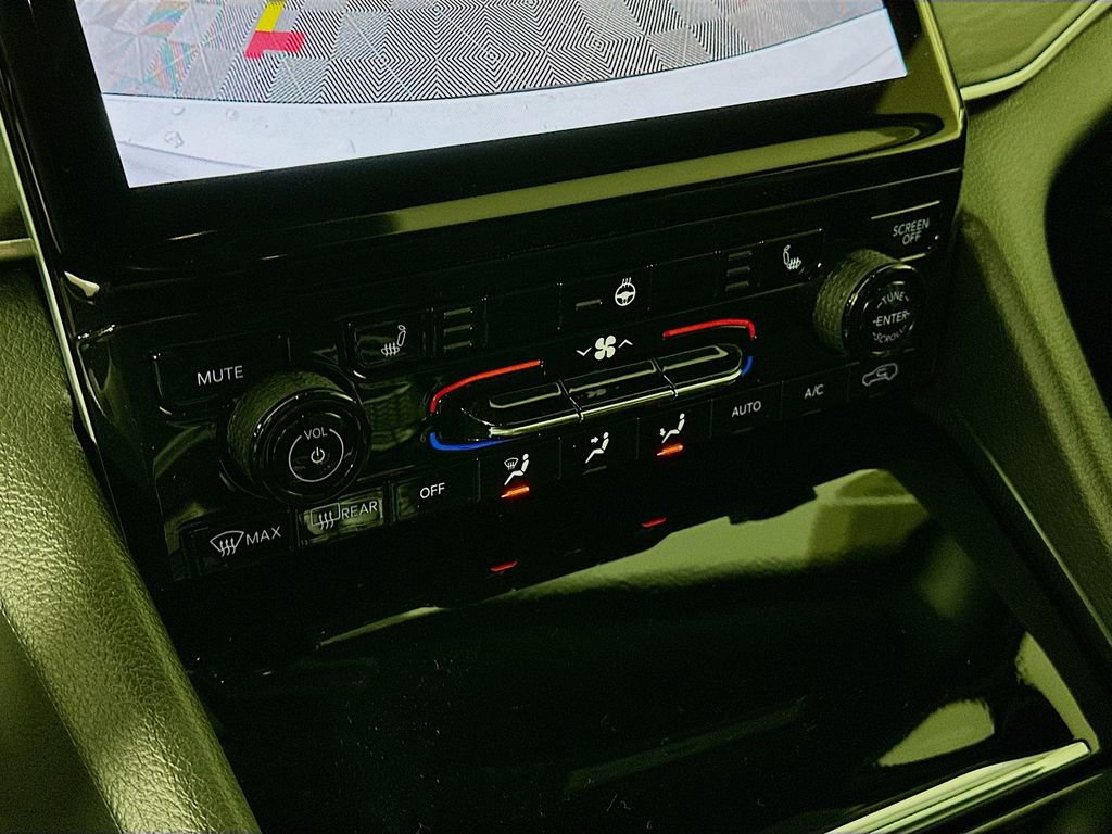 New 2025 Jeep Grand Cherokee L Limited image 21