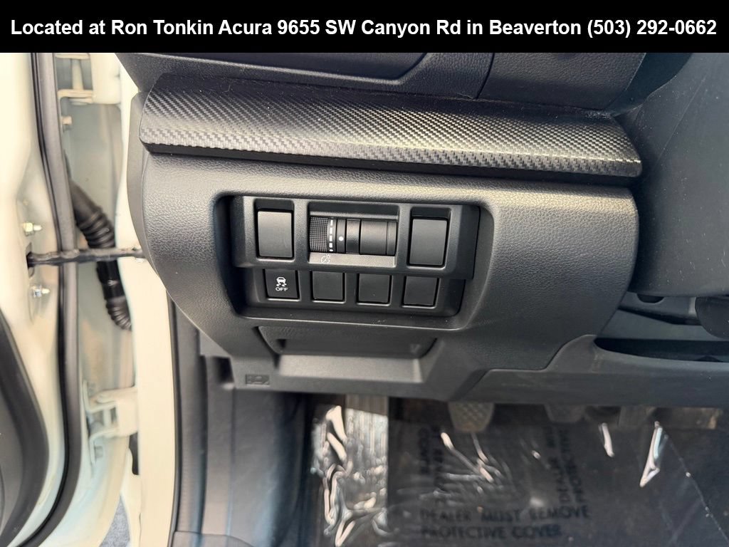 Used 2021 Subaru Crosstrek 2.0i Premium AWD/4WD image 16