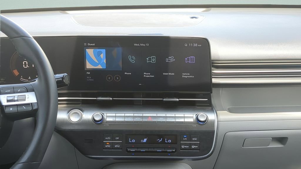 Used 2024 Hyundai Kona SEL FWD image 13