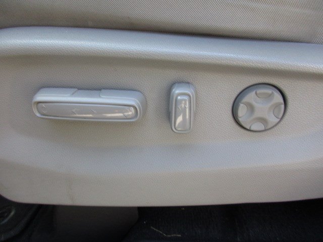Used 2018 Honda Odyssey EX image 16