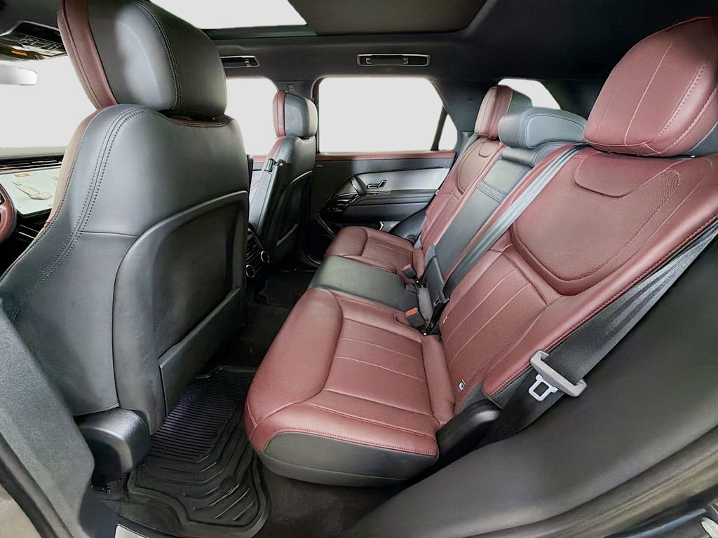 Used 2023 Land Rover Range Rover Sport SE Dynamic image 25