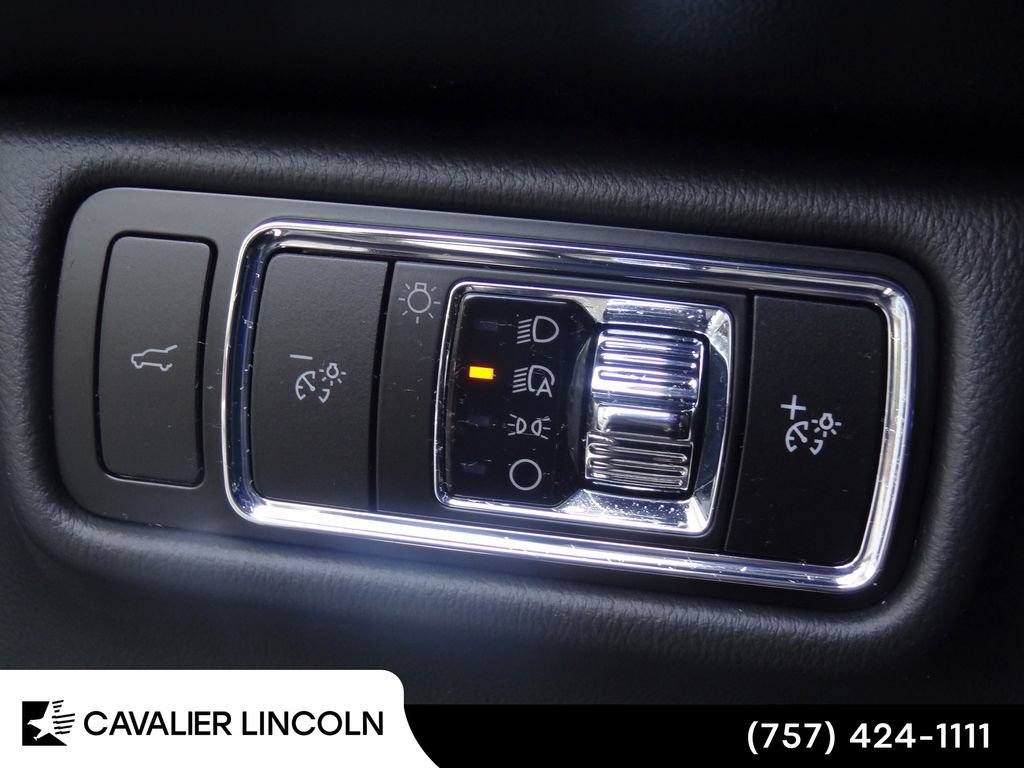 Certified 2024 Lincoln Aviator Reserve w/ Elements Package Plus RWD image 23