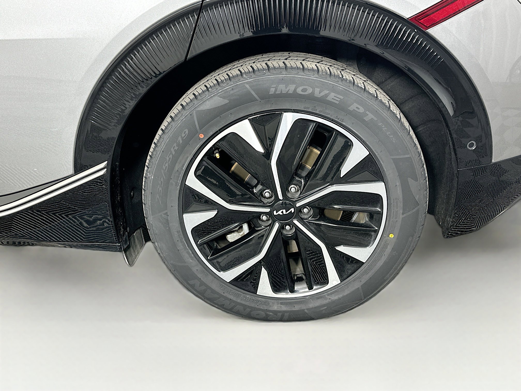 Used 2024 Kia EV6 Wind w/ Wind Technology Package image 11