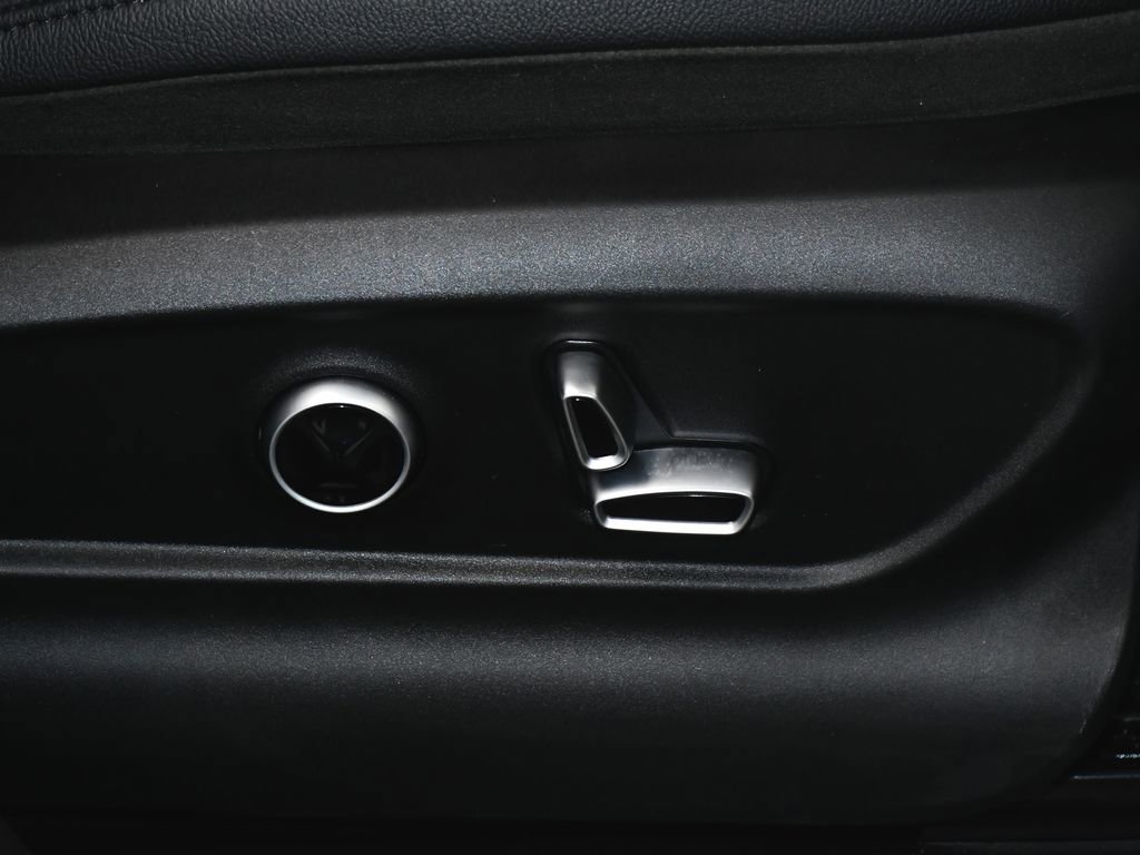 Used 2024 Maserati Grecale GT AWD/4WD image 63