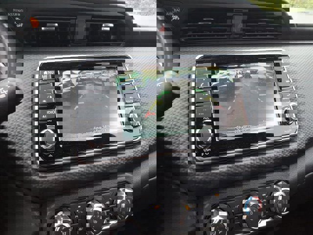 New 2025 Nissan Kicks Play S image 8