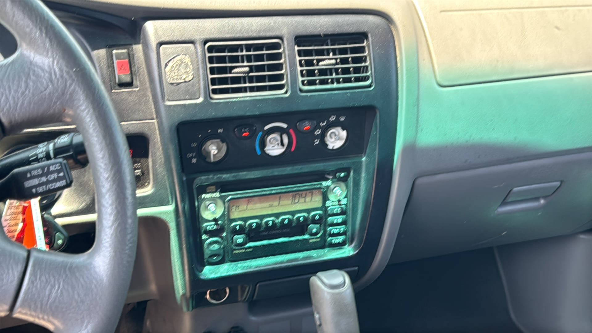 Used 2002 Toyota Tacoma PreRunner w/ SR5 Pkg w/ Chrome Pkg RWD image 28