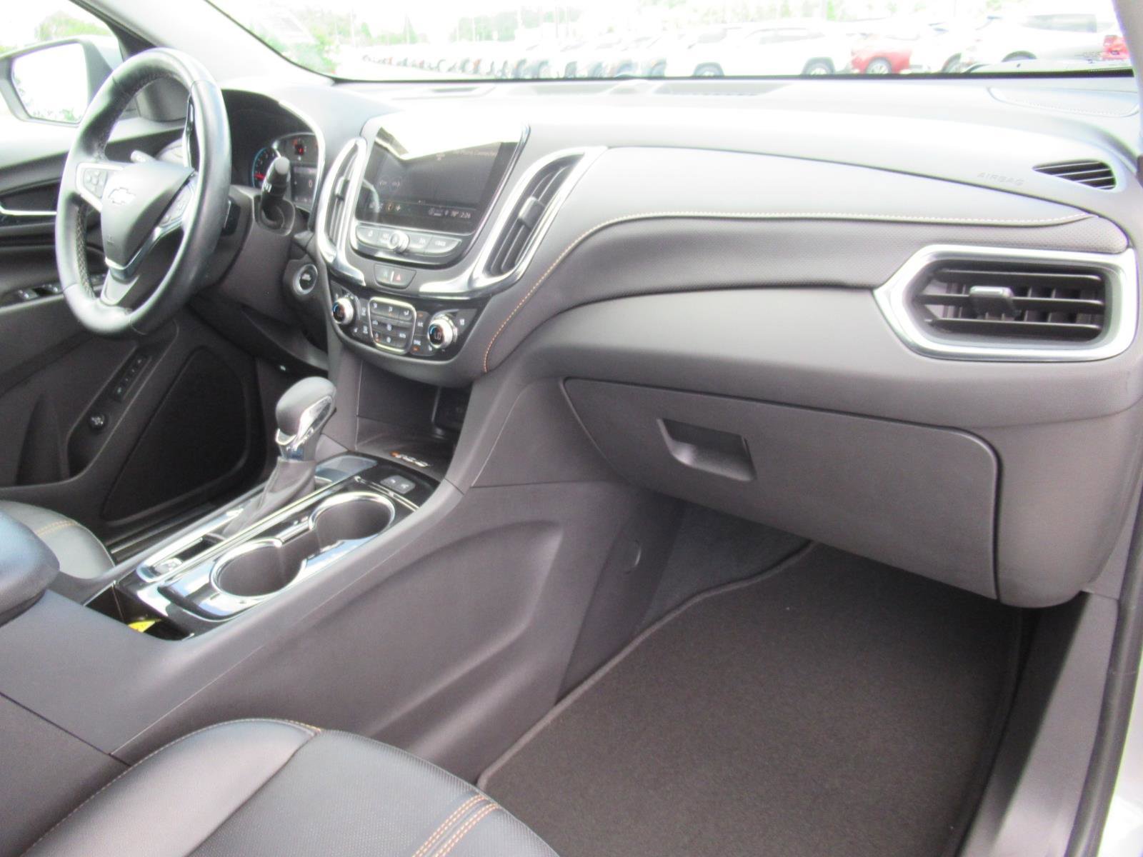 Used 2024 Chevrolet Equinox Premier FWD image 16