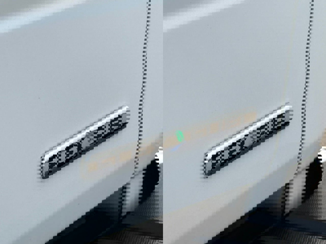 Used 2013 Ford F150 XLT w/ XLT Chrome Pkg image 11