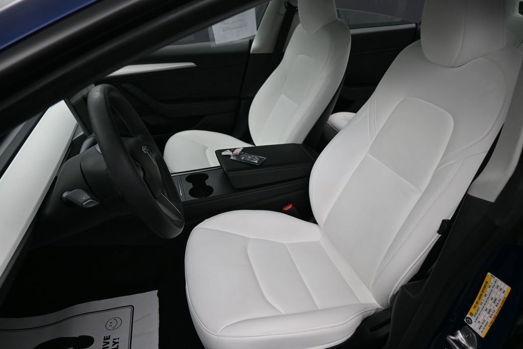 Used 2023 Tesla Model 3 Standard Range RWD image 27