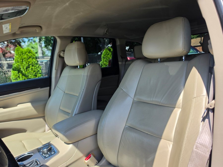Used 2018 Jeep Grand Cherokee Limited AWD/4WD image 22