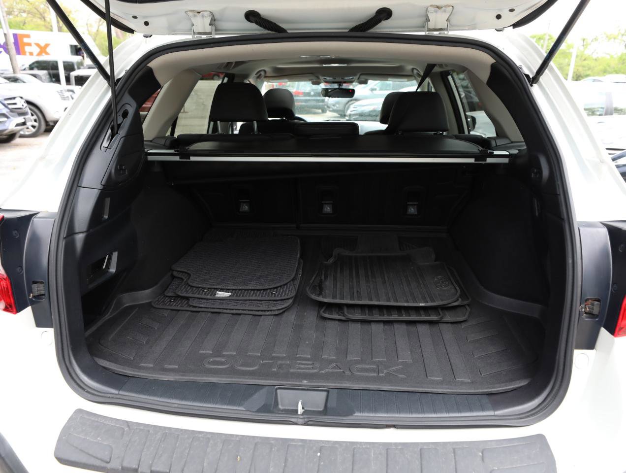 Used 2019 Subaru Outback 2.5i Limited w/ Popular Package #2 AWD/4WD image 13