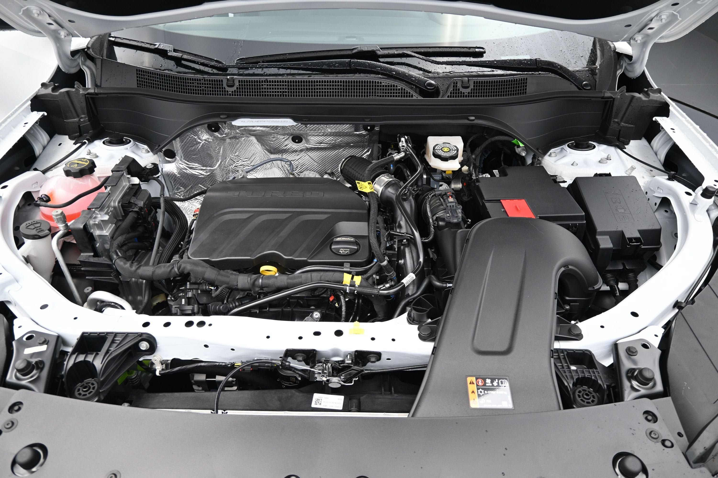New 2026 Chevrolet Trax LT w/ Driver Confidence Package FWD image 32