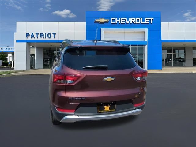 Used 2023 Chevrolet TrailBlazer LT w/ Convenience Package FWD image 9