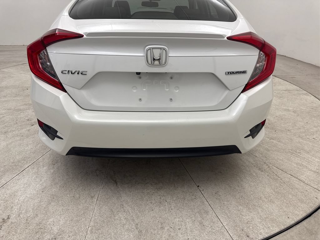 Used 2018 Honda Civic Touring image 22