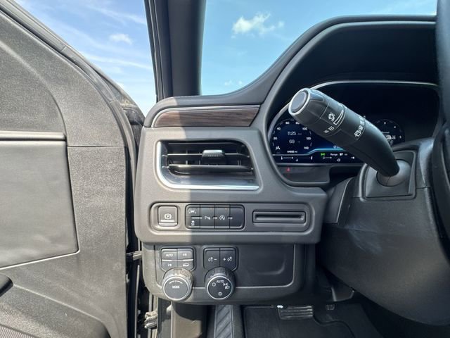 Used 2023 Chevrolet Tahoe LT image 19