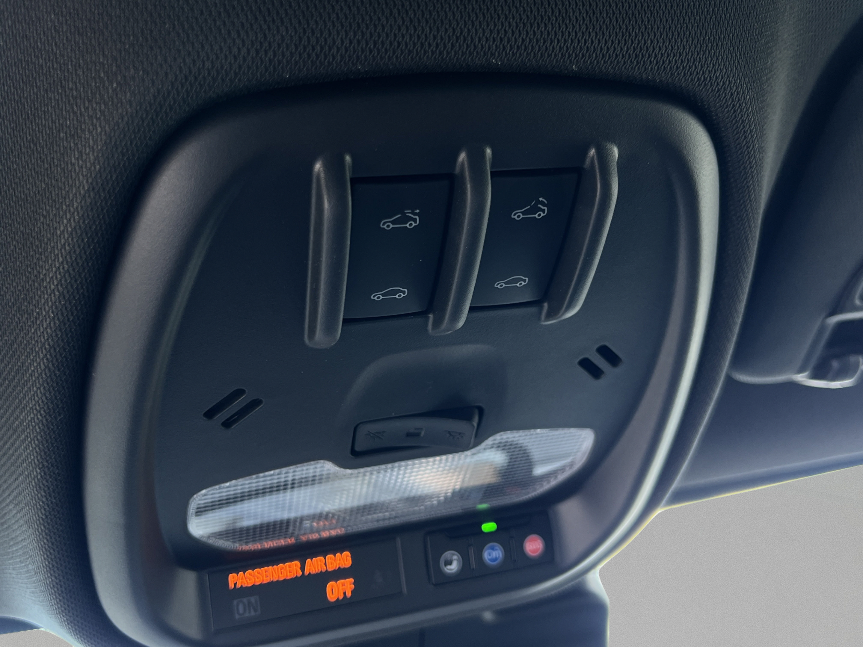 Used 2025 Buick Envista Avenir FWD image 23