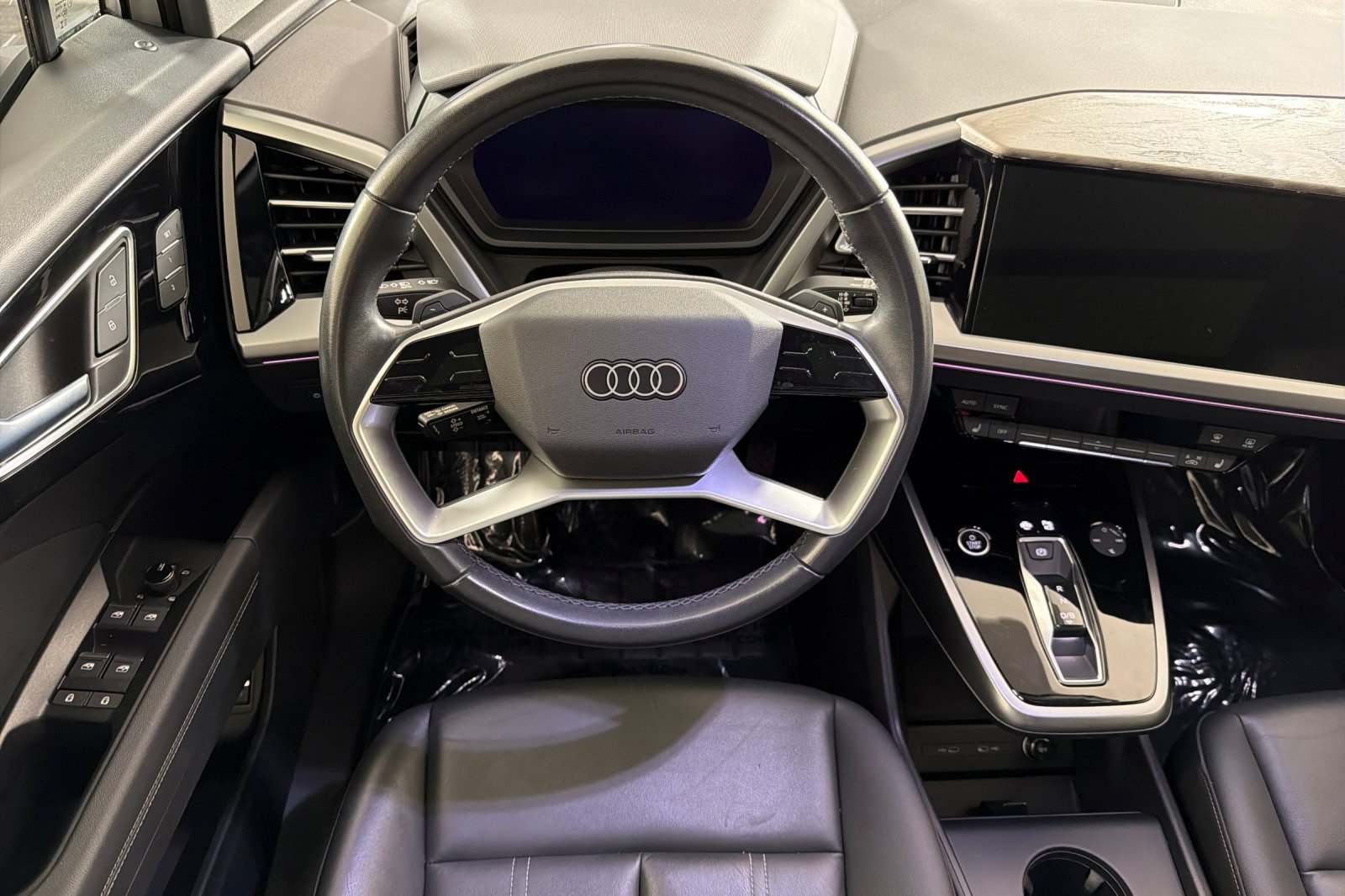 Certified 2023 Audi Q4 e-tron Premium Plus w/ Premium Plus AWD/4WD image 13