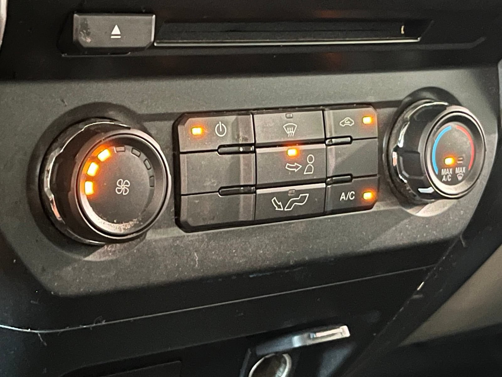 Used 2018 Ford F150 XLT AWD/4WD image 23