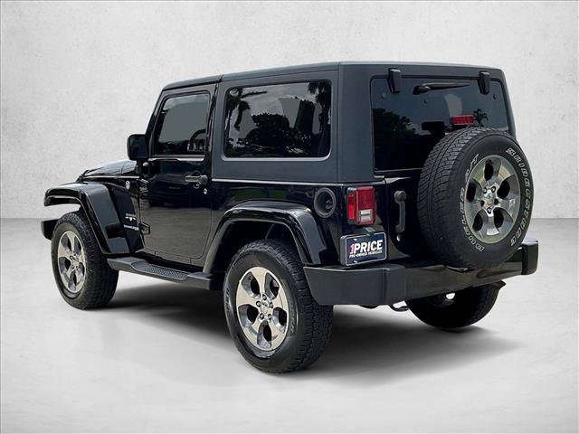 Used 2018 Jeep Wrangler Sahara w/ Connectivity Group AWD/4WD image 12