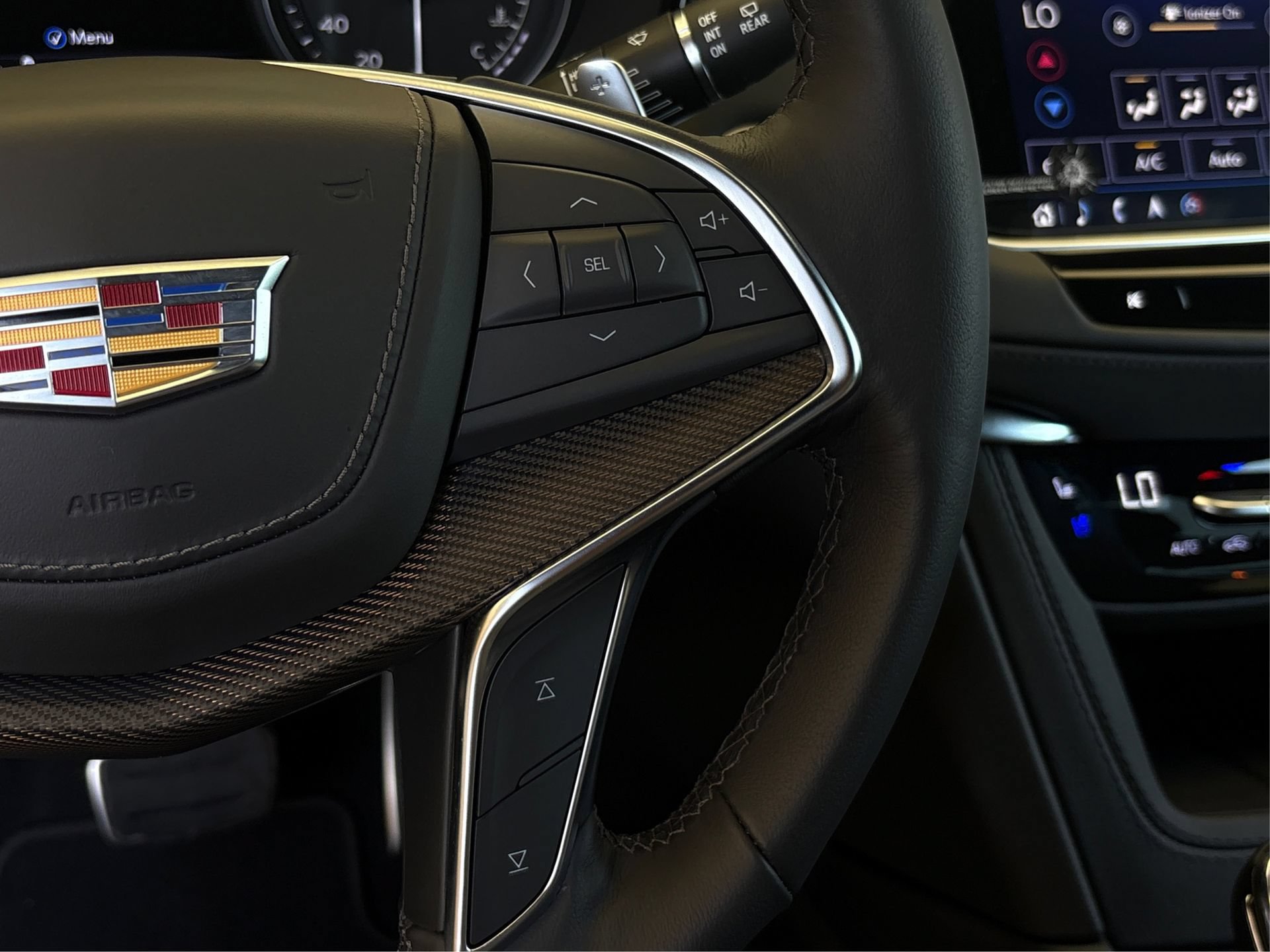 New 2024 Cadillac XT5 Sportv w/ Platinum Package AWD/4WD image 30