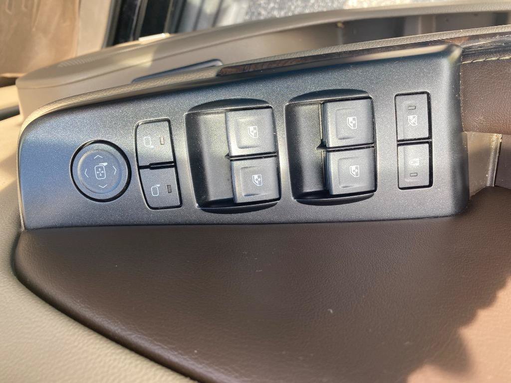 Used 2019 Chevrolet Tahoe LT RWD image 37