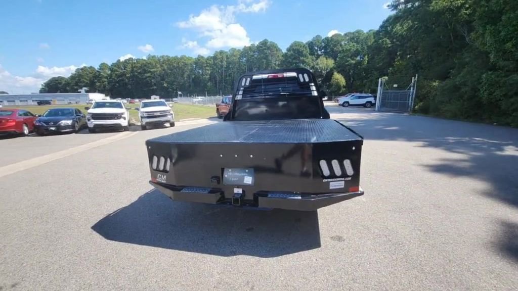 Used 2024 RAM 3500 Tradesman w/ Chrome Appearance Group image 4