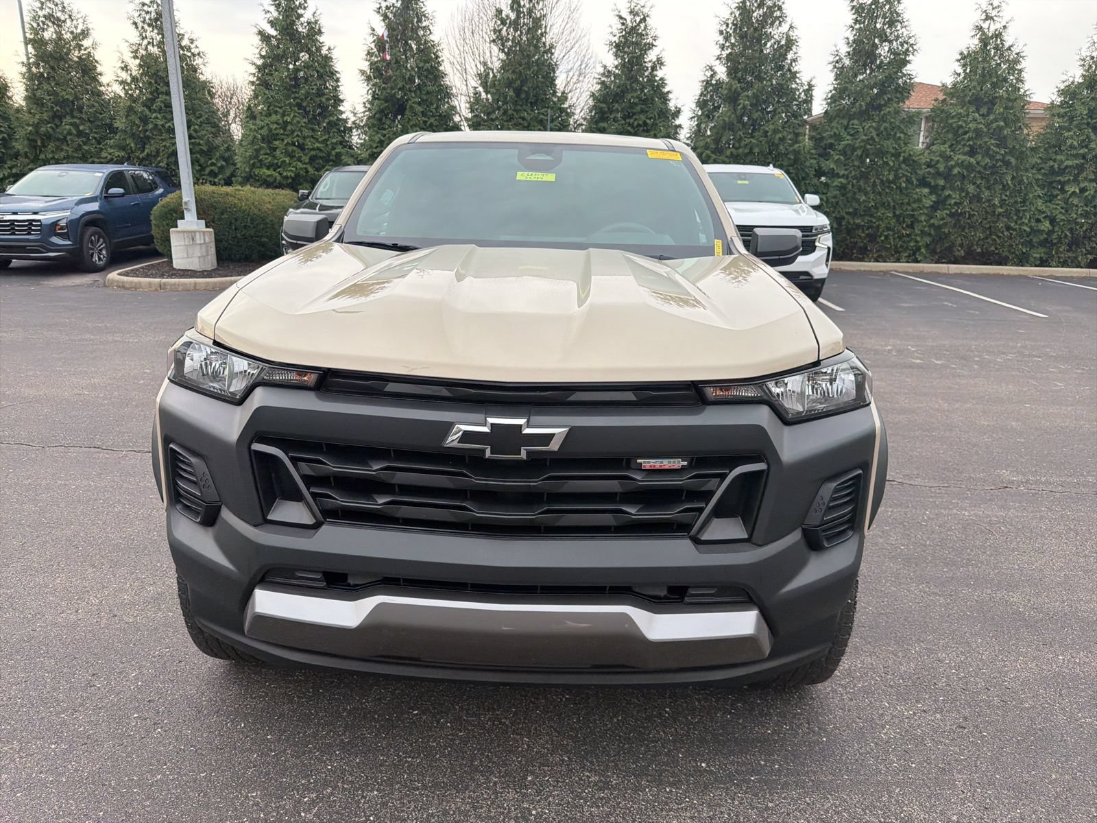 Used 2024 Chevrolet Colorado Trail Boss w/ Advanced Trailering Package AWD/4WD image 8