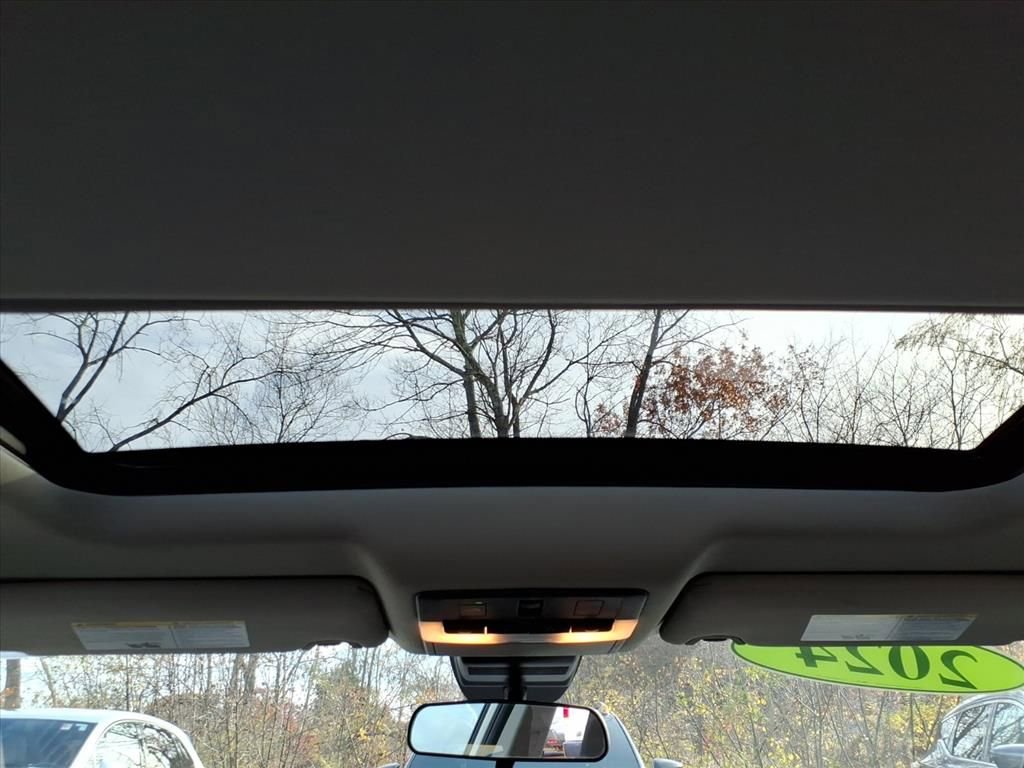 Used 2024 Nissan Altima 2.0 SR image 21