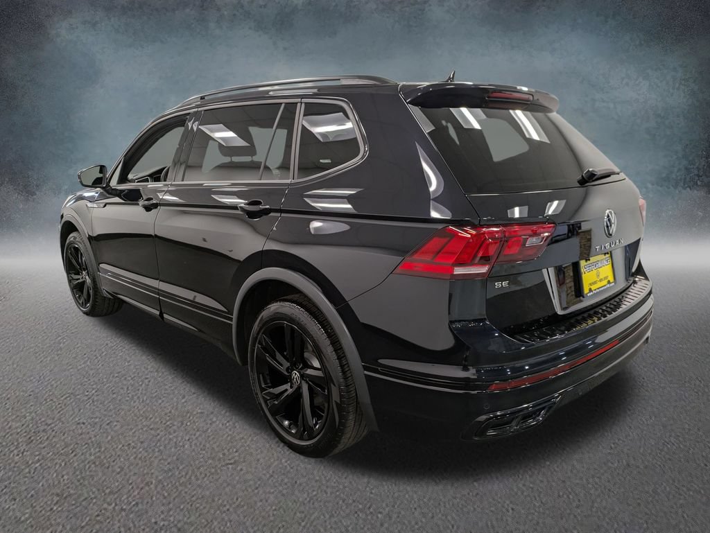 Used 2023 Volkswagen Tiguan SE R-Line AWD/4WD image 6