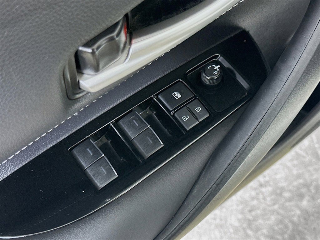 Used 2022 Toyota Corolla SE image 21