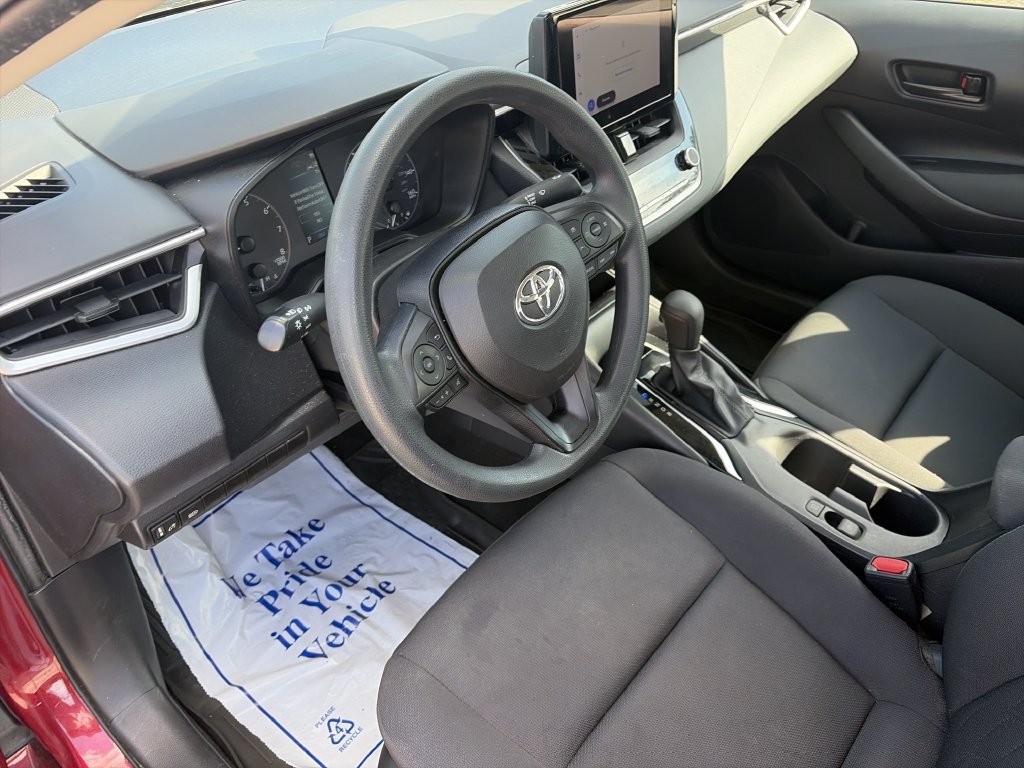 Used 2023 Toyota Corolla LE w/ LE Premium Package FWD image 10
