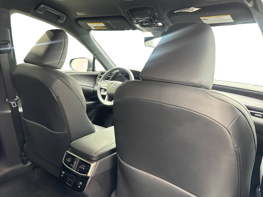 Used 2024 Lexus RX 350 FWD w/ Technology Package image 41
