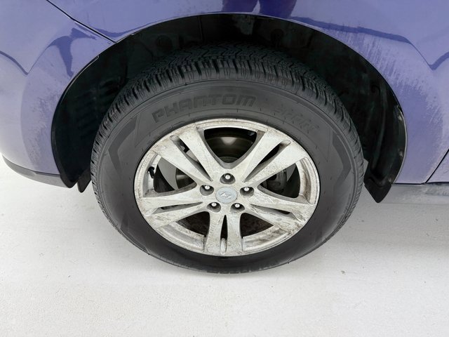 Used 2010 Hyundai Santa Fe SE image 8