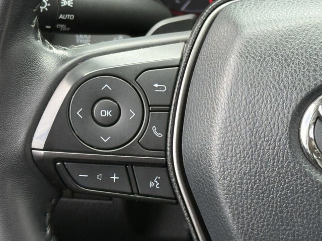 Used 2022 Toyota Camry XSE image 16
