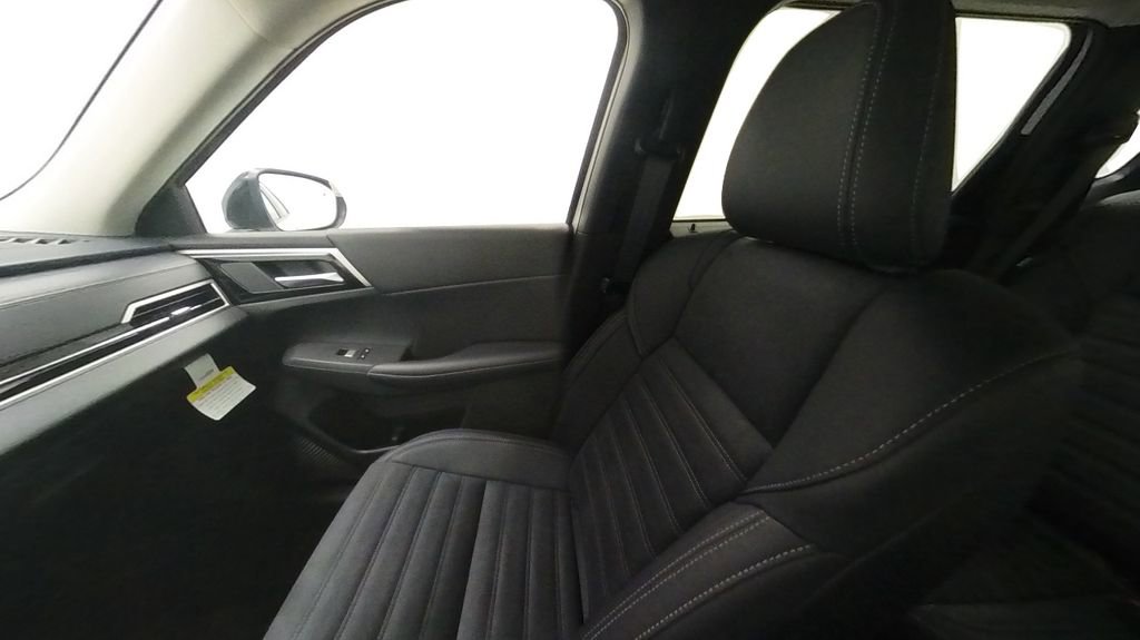 New 2026 Nissan Rogue SL image 28