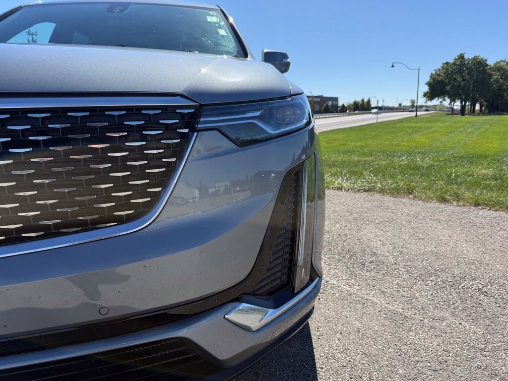 Certified 2023 Cadillac XT6 Luxury AWD/4WD image 9