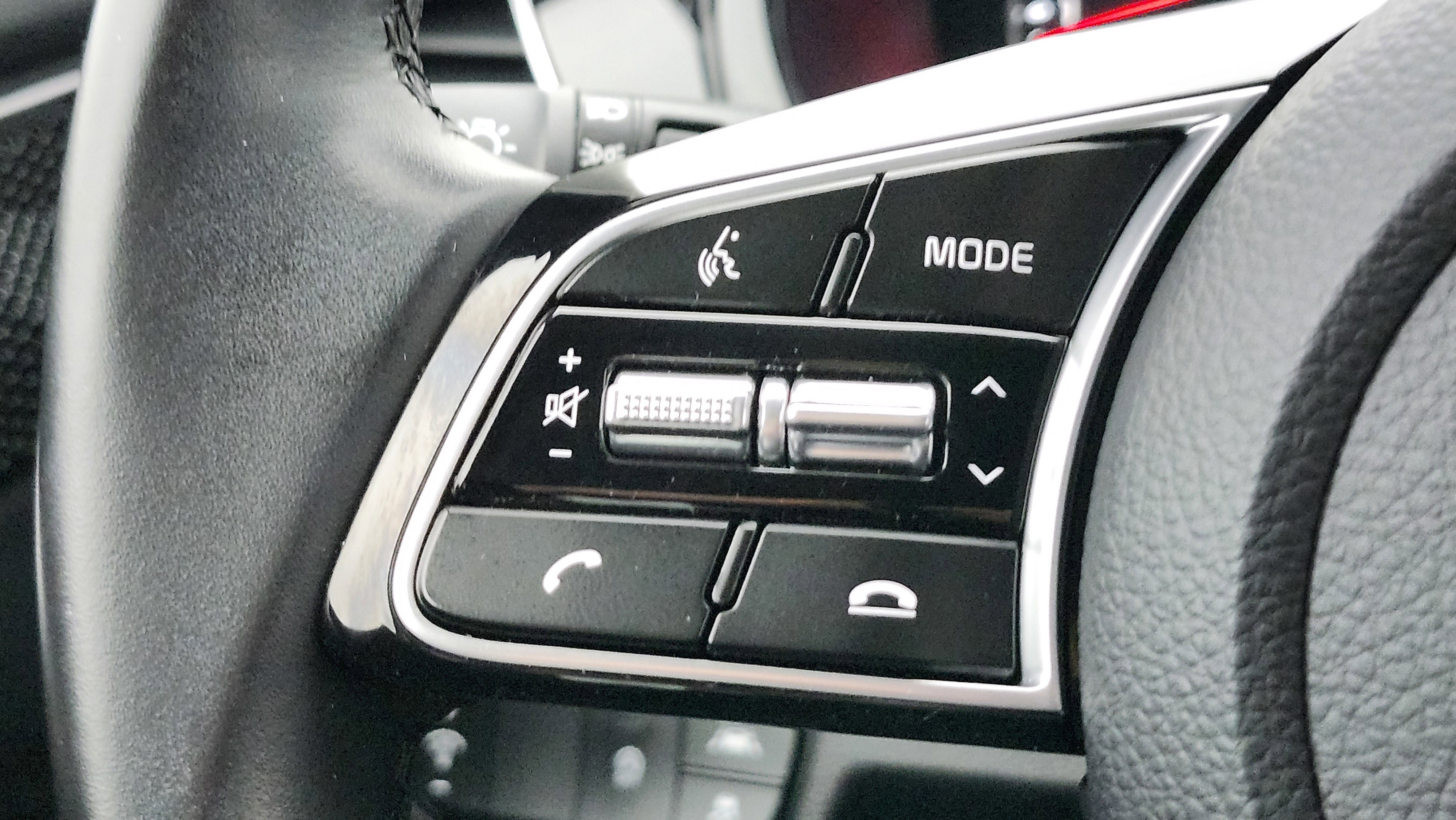 Used 2023 Kia Seltos EX image 33