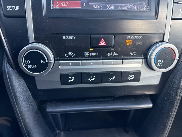 Used 2014 Toyota Camry SE image 22