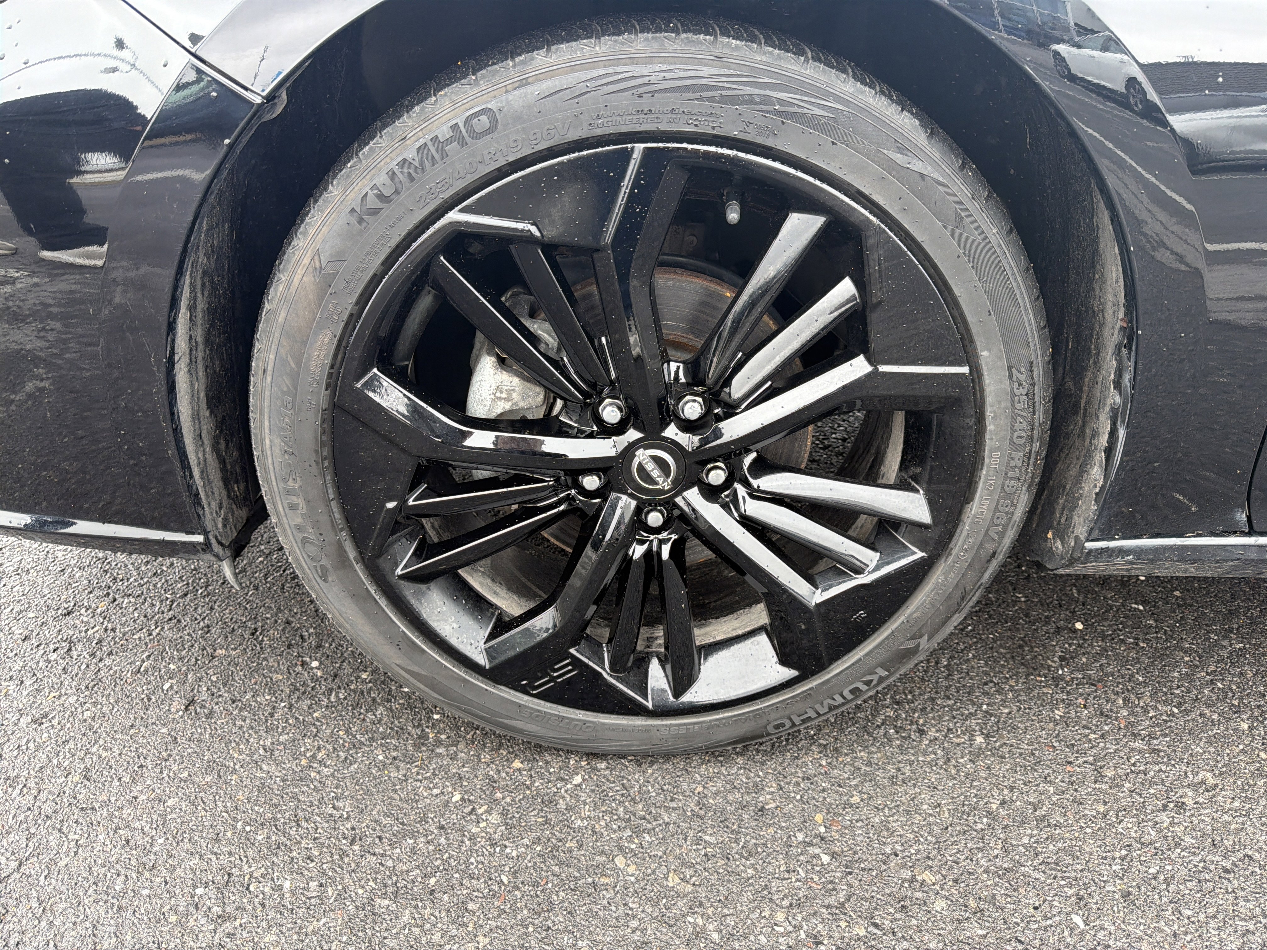 Used 2024 Nissan Altima 2.5 SR FWD image 11