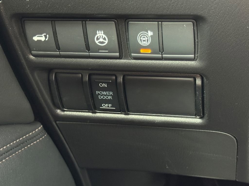Used 2024 Nissan Armada Platinum w/ Cargo Package image 22