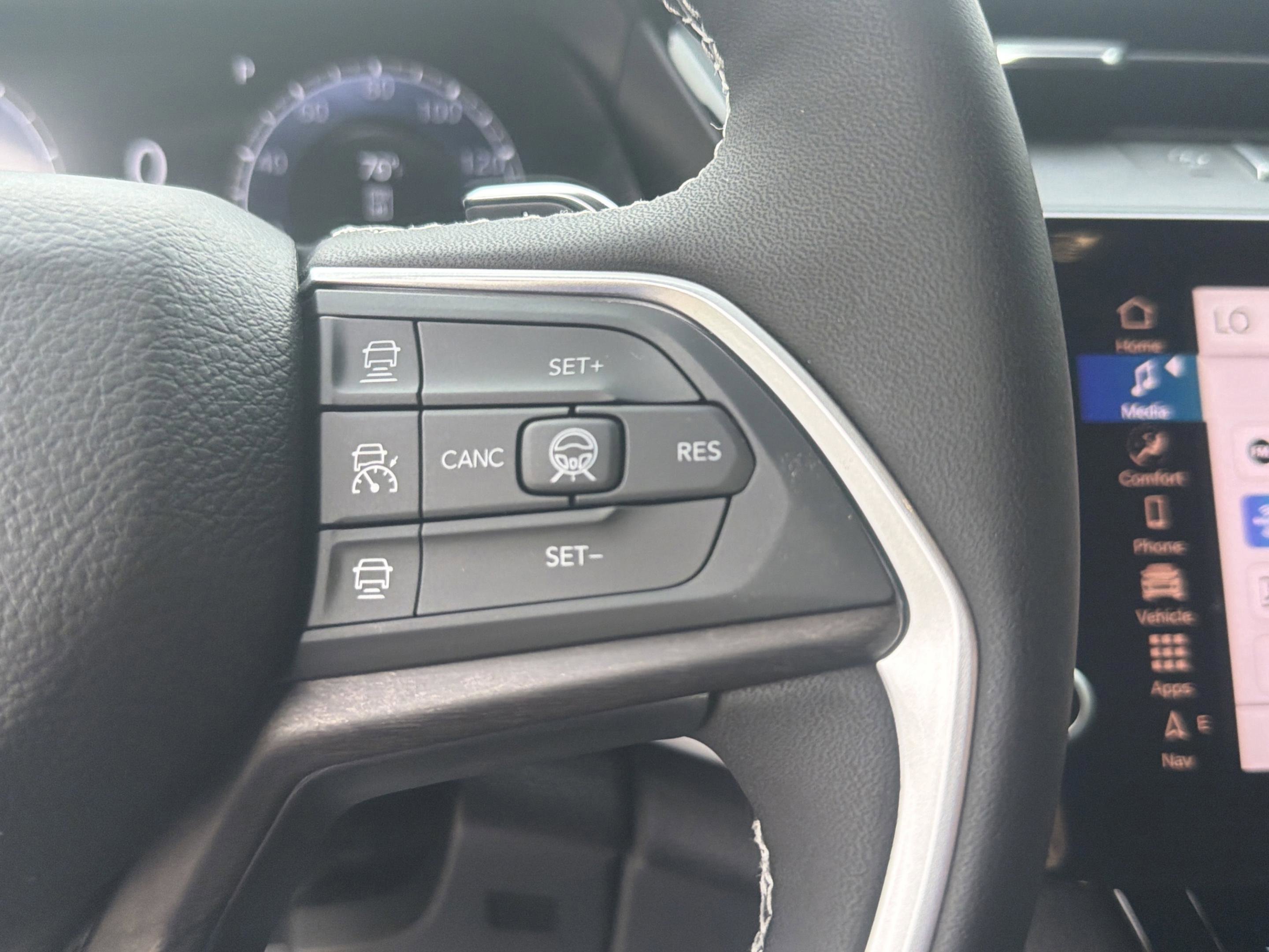 New 2026 Jeep Grand Cherokee Altitude RWD image 26