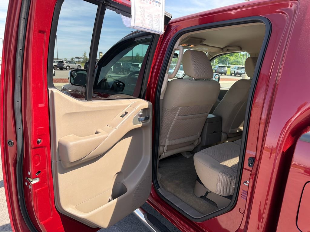 Used 2017 Nissan Frontier SV RWD image 25