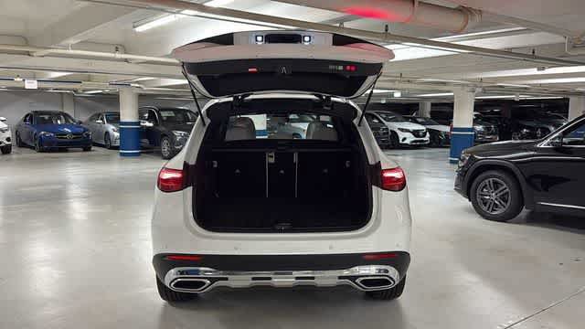 Used 2026 Mercedes-Benz GLC 300 4MATIC image 7