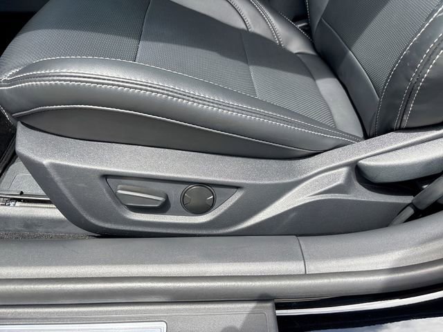 Used 2025 Ford Mustang GT Premium RWD image 12