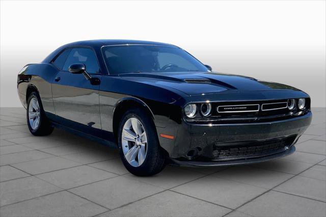 Certified 2023 Dodge Challenger SXT RWD image 3