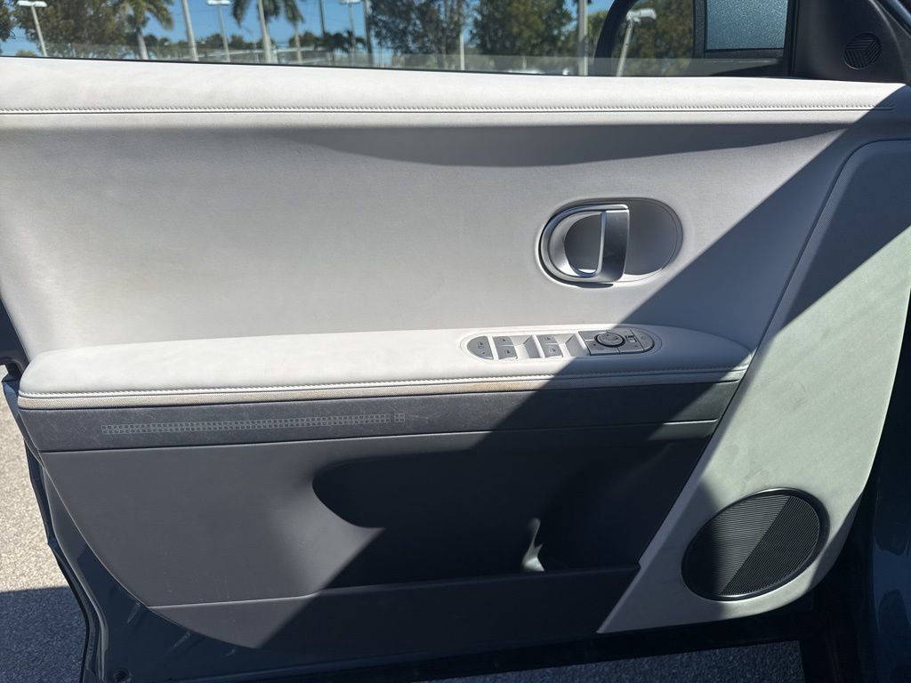 Used 2022 Hyundai Ioniq 5 SEL w/ Cargo Package image 14